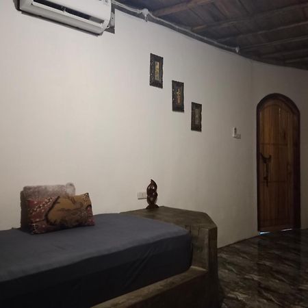 Rumah Nalu Surf Camp Krui 外观 照片