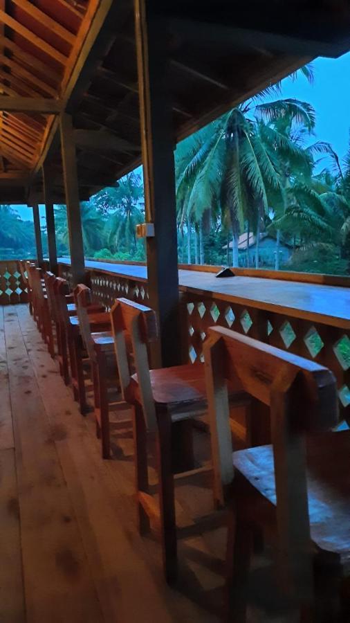 Rumah Nalu Surf Camp Krui 外观 照片
