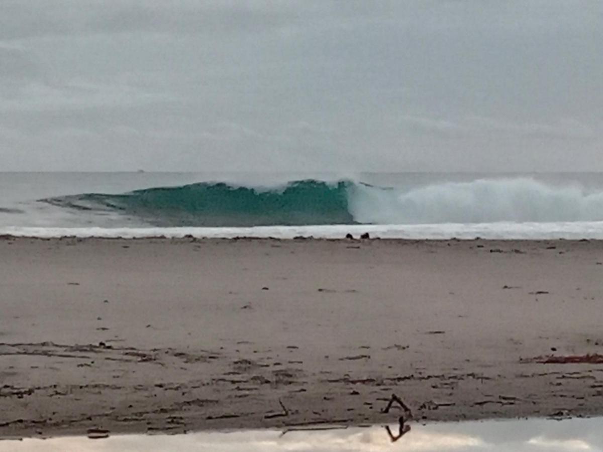 Rumah Nalu Surf Camp Krui 外观 照片
