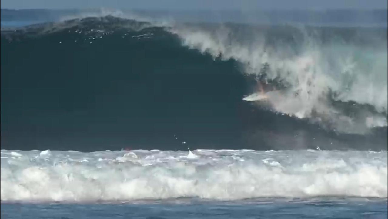 Rumah Nalu Surf Camp Krui 外观 照片