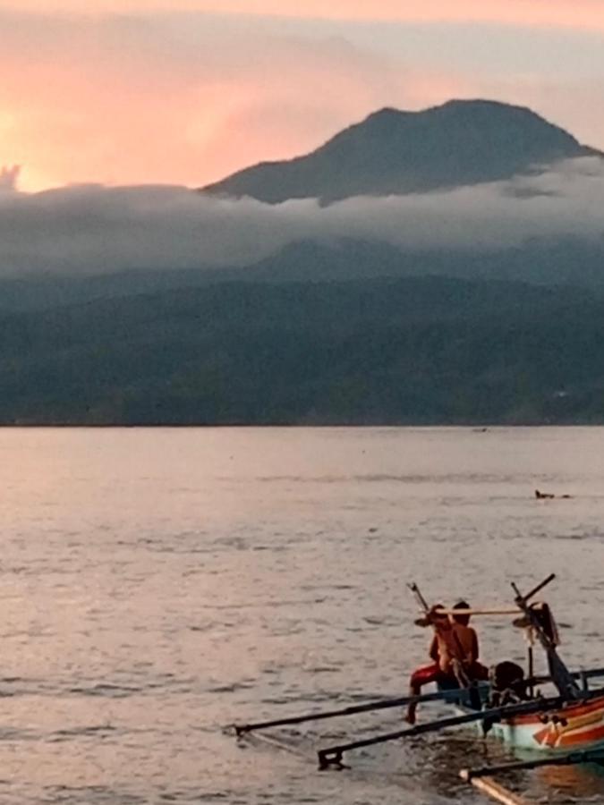 Rumah Nalu Surf Camp Krui 外观 照片