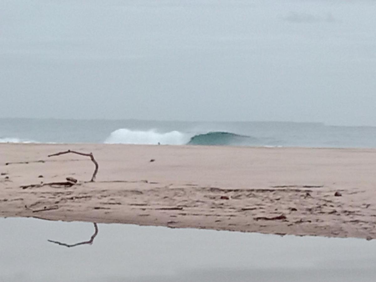 Rumah Nalu Surf Camp Krui 外观 照片