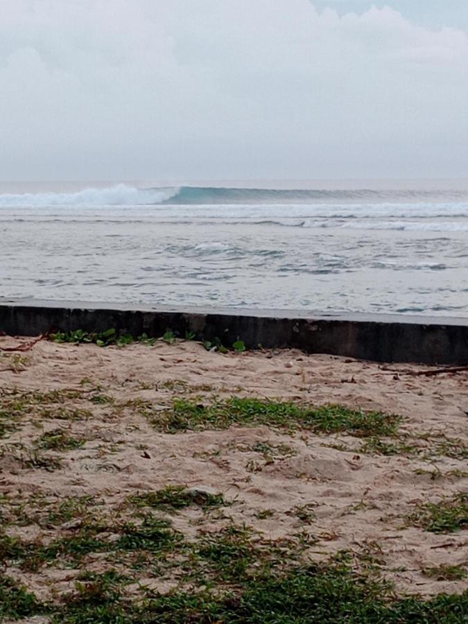 Rumah Nalu Surf Camp Krui 外观 照片