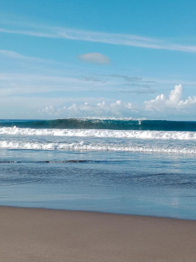 Rumah Nalu Surf Camp Krui 外观 照片